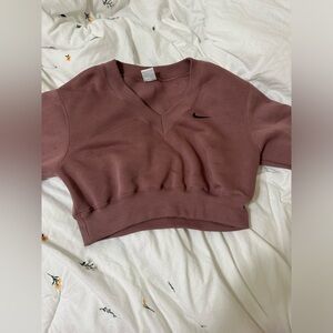 Burgundy/purple V-neck Nike